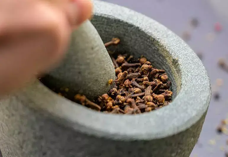 Clove water