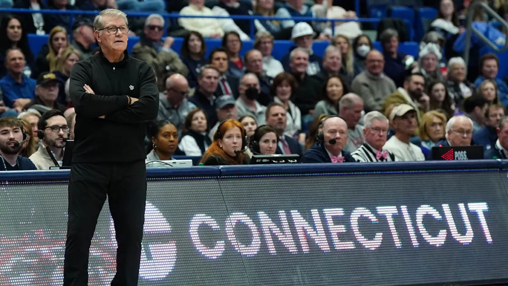 Geno Auriemma