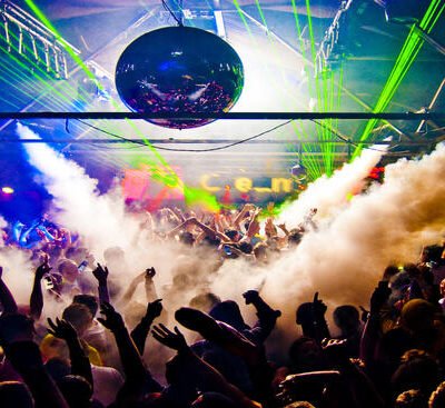 5 Amazing Live Music Places That Keep Nights Alive