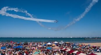 Experience the Thrill of the Chicago Air and Water Show