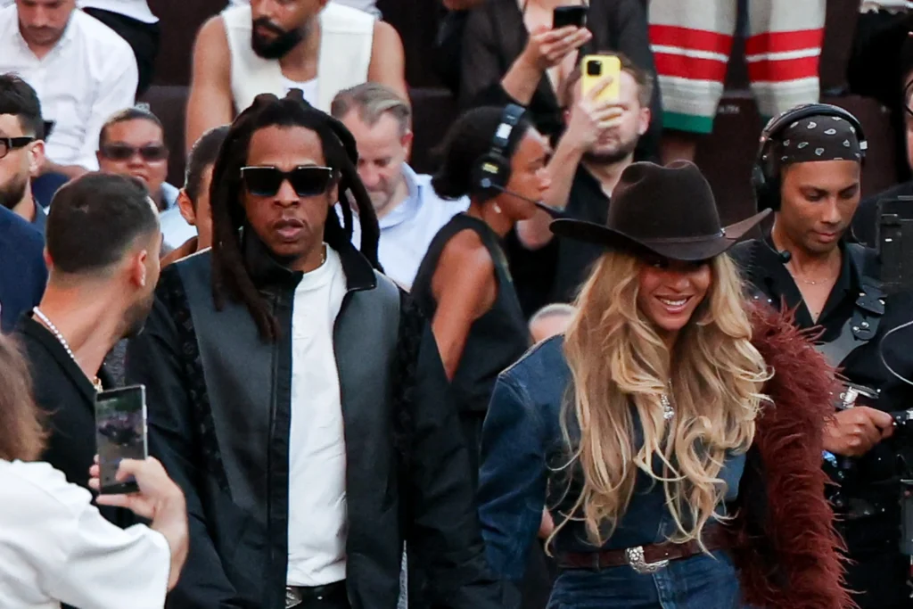 Beyoncé and Jay-Z at Louis Vuitton