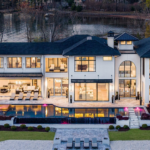 Lakefront Properties in America