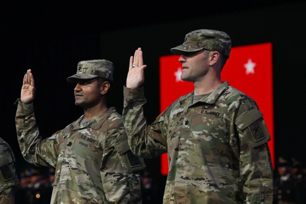 Tech execs join the Army