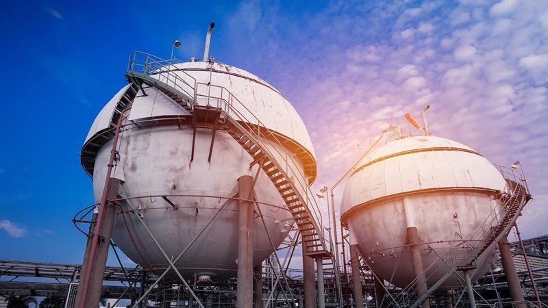 Big oil companies renewable energy