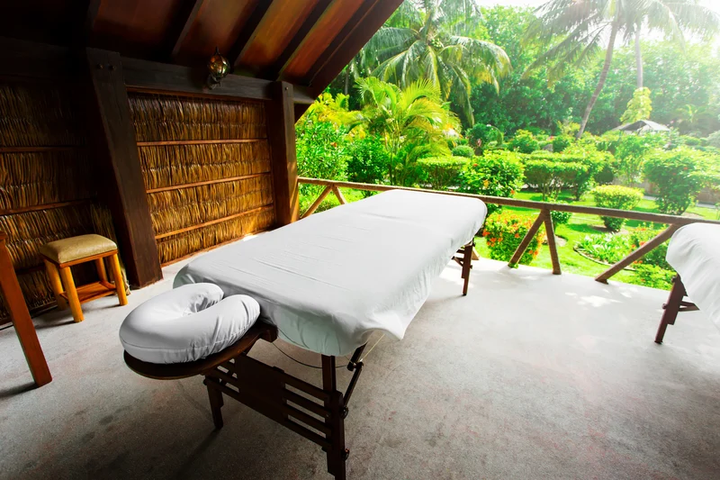 Longevity retreats