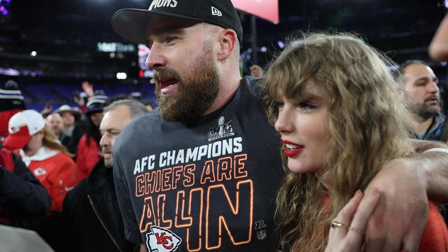 Travis Kelce Taylor Swift attention